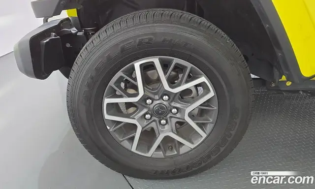 Jeep Wrangler 2024 2.0 автомат (гидро), миниатюра 4