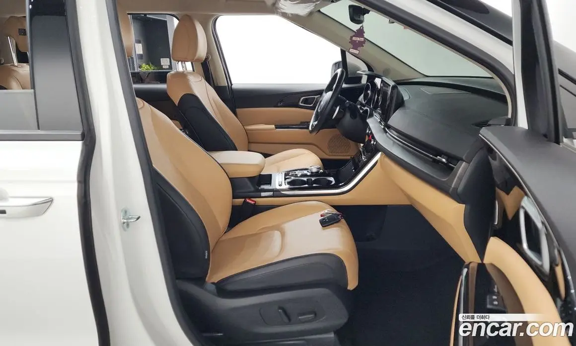 Kia Carnival 2022 2.2 автомат (гидро), фото 15