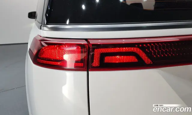 Kia Carnival 2022 2.2 автомат (гидро), миниатюра 8