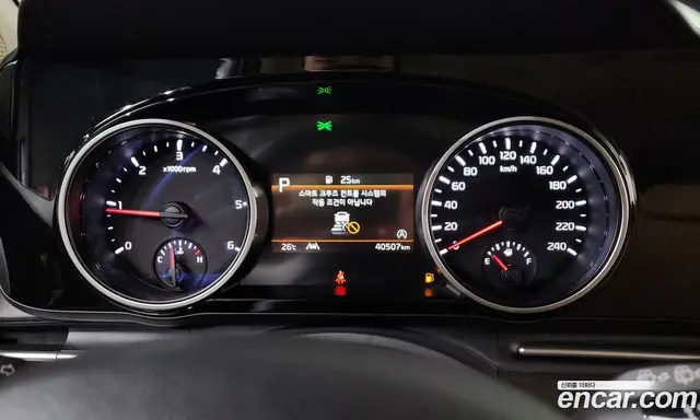 Kia Carnival 2022 2.2 автомат (гидро), миниатюра 10
