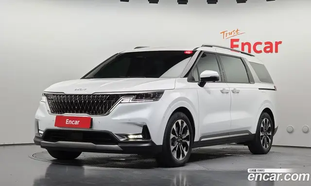 Kia Carnival, 2023, 12 609 км