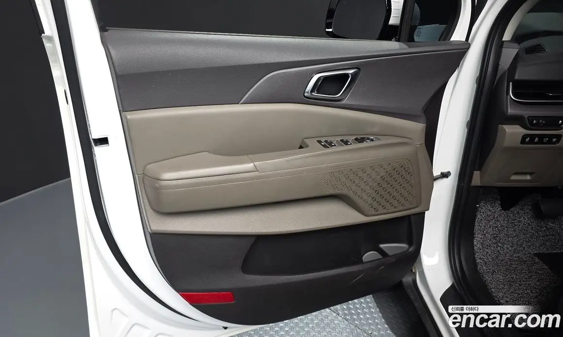 Kia Carnival 2024 2.2 автомат (гидро), фото 14