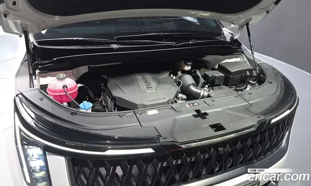Kia Carnival 2024 2.2 автомат (гидро), миниатюра 6