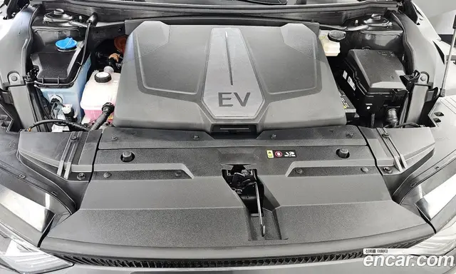 Kia EV6 2022 0.1 автомат (гидро), миниатюра 6 Kia EV6 2022 0.1 автомат (гидро), миниатюра 6