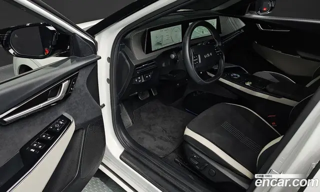 Kia EV6 2022 0.1 автомат (гидро), миниатюра 12