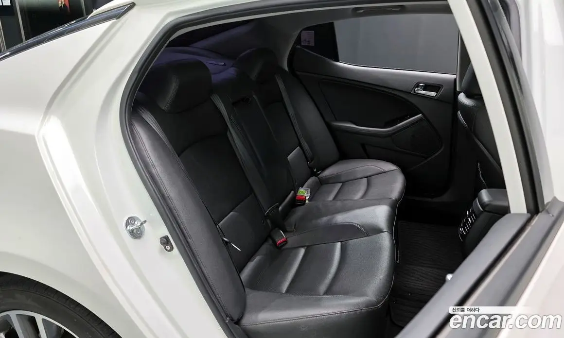 Kia K5 (Optima) 2014 2.0 автомат (гидро), фото 17 Kia K5 (Optima) 2014 2.0 автомат (гидро), фото 17