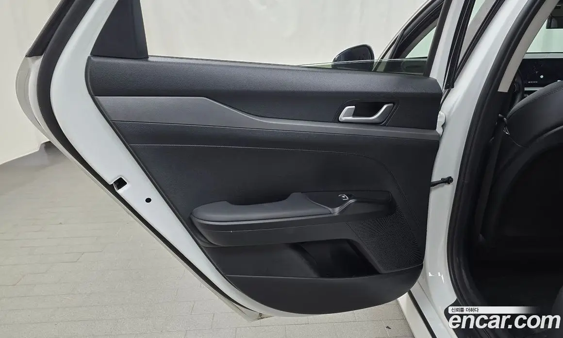 Kia K5 (Optima) 2023 2.0 автомат (гидро), фото 15
