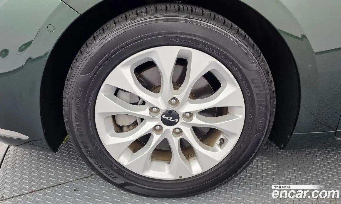 Kia K8 2022 2.5 автомат (гидро), фото 5 Kia K8 2022 2.5 автомат (гидро), фото 5