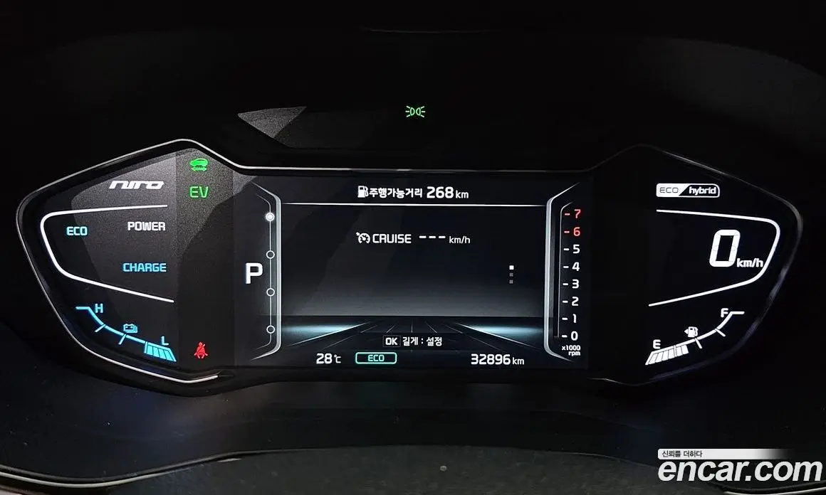 Kia Niro 2019 1.6 автомат (гидро), фото 11