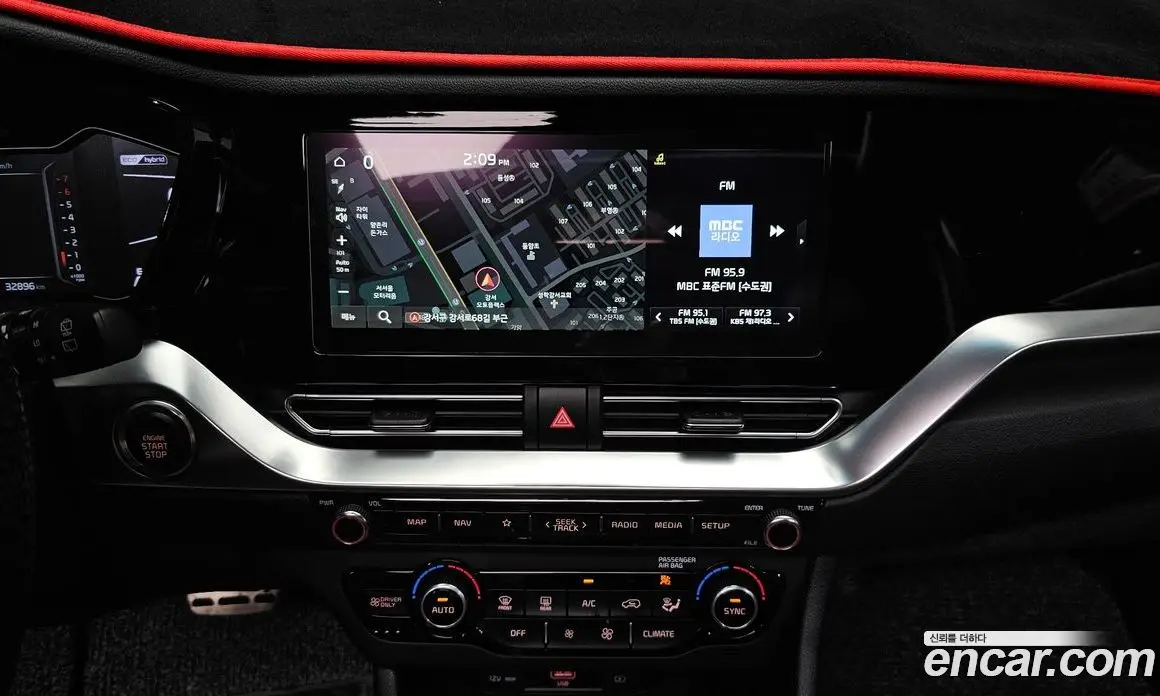 Kia Niro 2019 1.6 автомат (гидро), фото 19