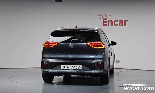Kia Niro 2019 1.6 автомат (гидро), миниатюра 4