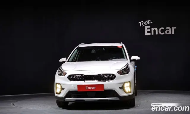Kia Niro 2021 1.6 автомат (гидро), миниатюра 3 Kia Niro 2021 1.6 автомат (гидро), миниатюра 3
