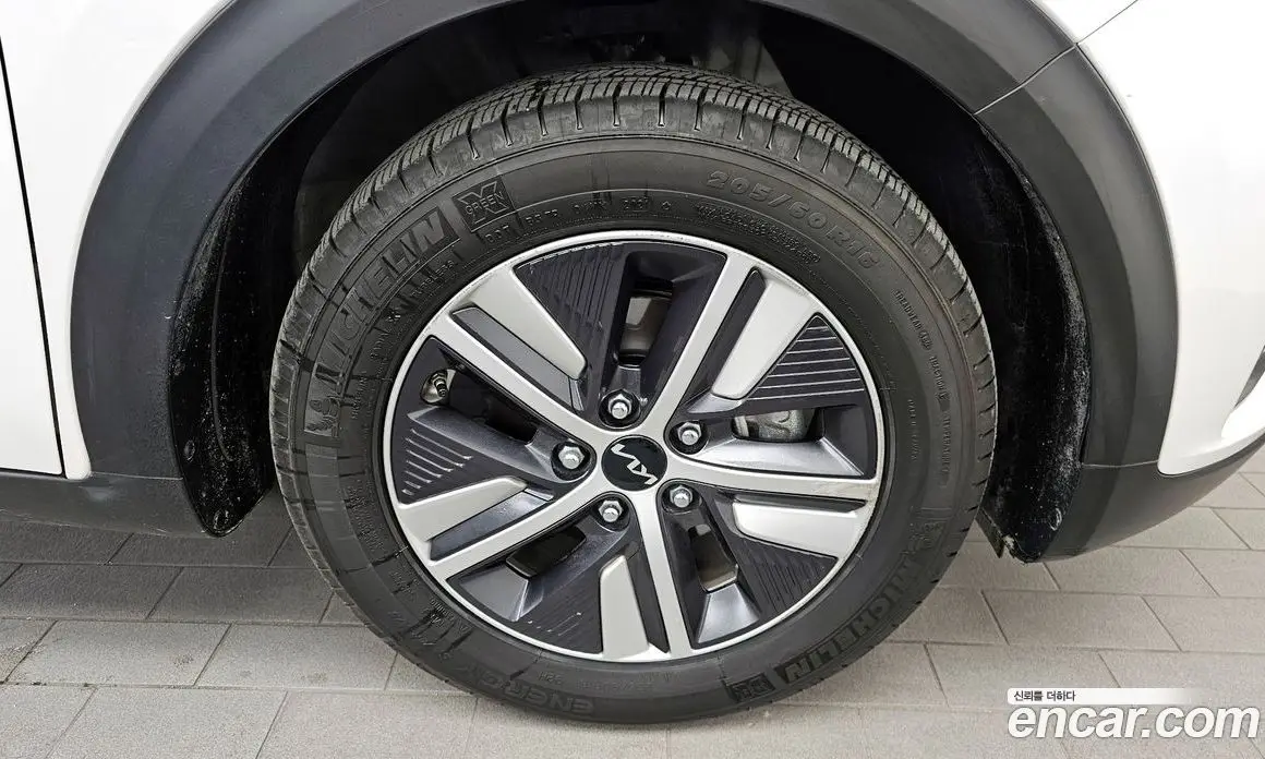 Kia Niro 2021 1.6 автомат (гидро), фото 7 Kia Niro 2021 1.6 автомат (гидро), фото 7