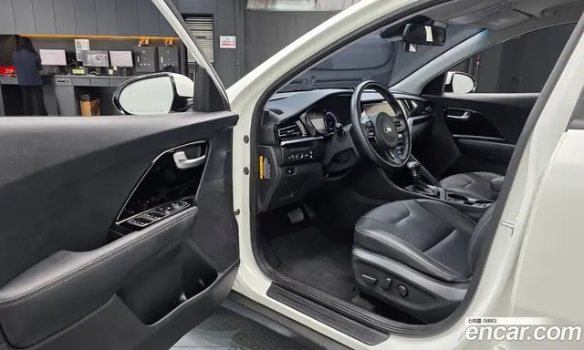 Kia Niro 2021 1.6 автомат (гидро), миниатюра 12