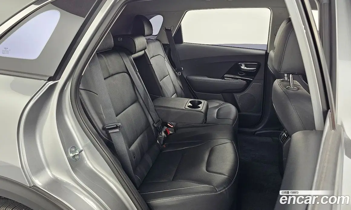 Kia Niro 2021 0.2 автомат (гидро), фото 16