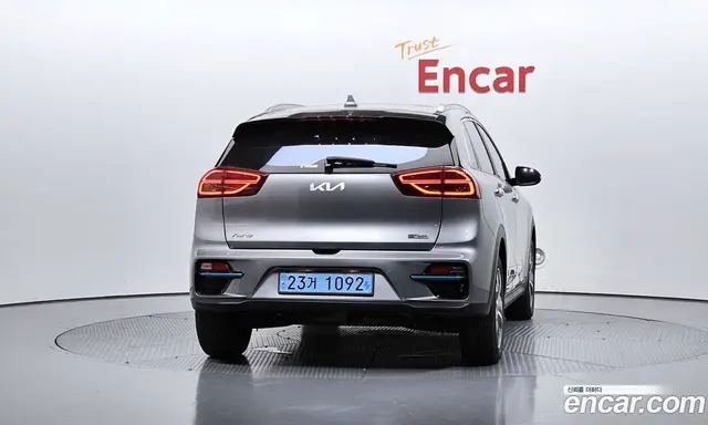 Kia Niro 2021 0.2 автомат (гидро), миниатюра 3