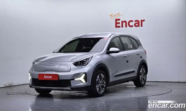 Kia Niro, 2022, 24 530 км