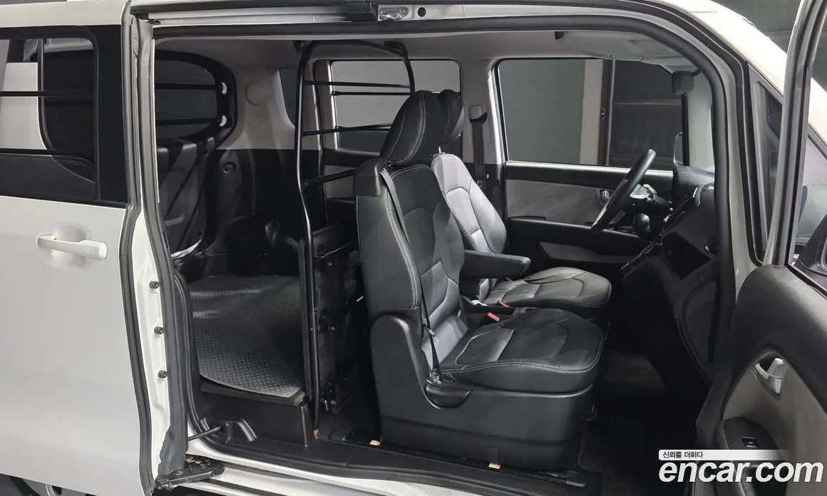 Kia Ray 2023 1.0 автомат (гидро), фото 17