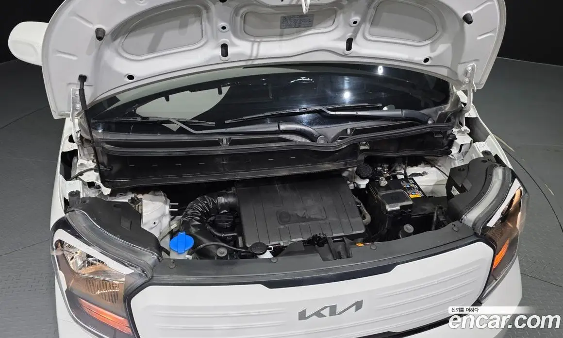 Kia Ray 2023 1.0 автомат (гидро), фото 6