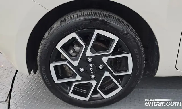Kia Ray 2024 1.0 автомат (гидро), миниатюра 5