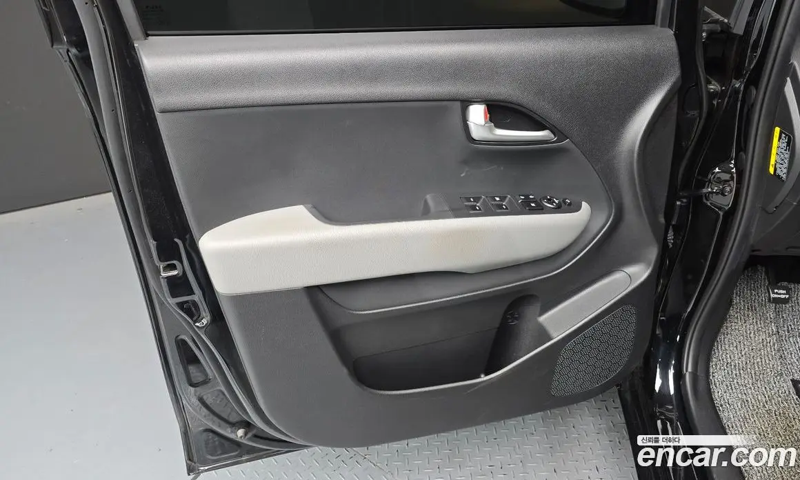 Kia Ray 2024 1.0 автомат (гидро), фото 14