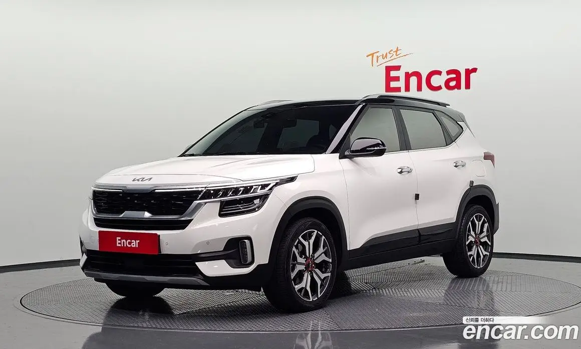 Kia Seltos 2022 1.6 автомат (гидро), фото 1 Kia Seltos 2022 1.6 автомат (гидро), фото 1