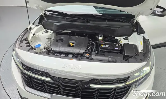 Kia Seltos 2022 2.0 автомат (гидро), миниатюра 6