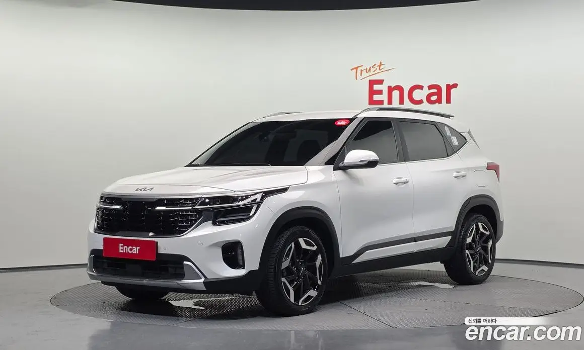 Kia Seltos 2024 1.6 автомат (гидро), фото 1 Kia Seltos 2024 1.6 автомат (гидро), фото 1