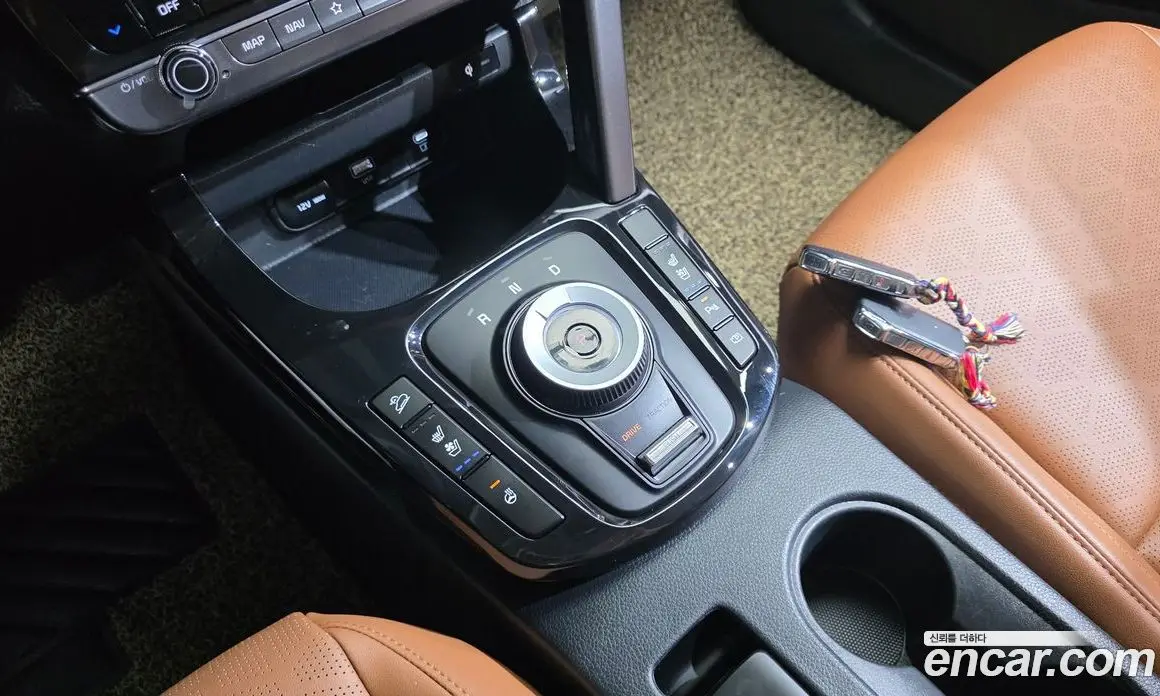 Kia Seltos 2024 1.6 автомат (гидро), фото 12 Kia Seltos 2024 1.6 автомат (гидро), фото 12