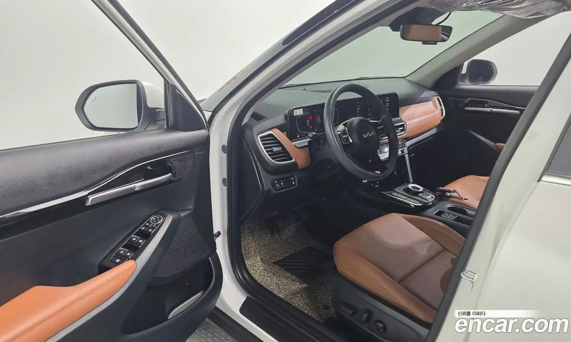 Kia Seltos 2024 1.6 автомат (гидро), фото 13 Kia Seltos 2024 1.6 автомат (гидро), фото 13