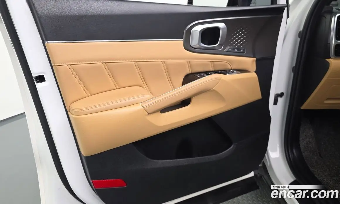 Kia Sorento 2022 2.2 автомат (гидро), фото 14 Kia Sorento 2022 2.2 автомат (гидро), фото 14