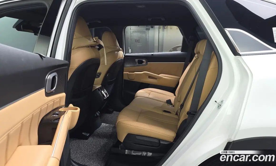Kia Sorento 2022 2.2 автомат (гидро), фото 16 Kia Sorento 2022 2.2 автомат (гидро), фото 16