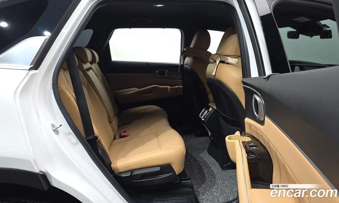 Kia Sorento 2022 2.2 автомат (гидро), фото 18 Kia Sorento 2022 2.2 автомат (гидро), фото 18