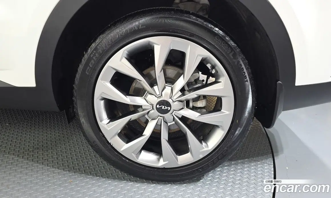 Kia Sorento 2022 2.2 автомат (гидро), фото 7 Kia Sorento 2022 2.2 автомат (гидро), фото 7