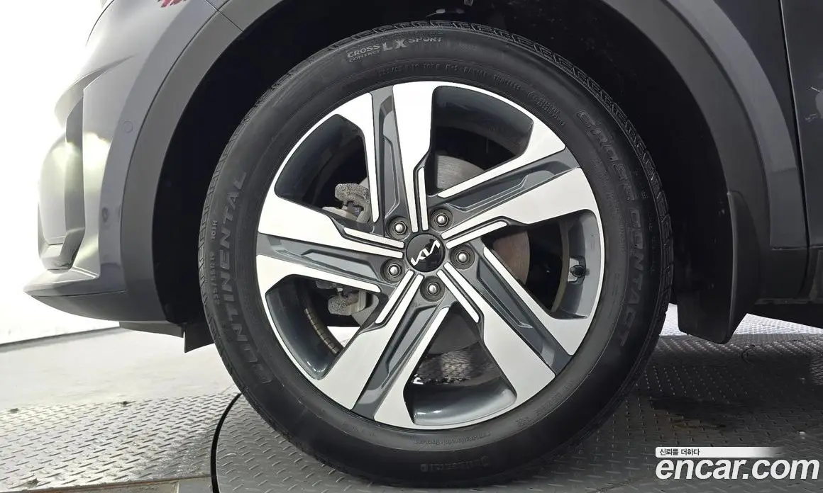 Kia Sorento 2023 1.6 автомат (гидро), фото 5 Kia Sorento 2023 1.6 автомат (гидро), фото 5