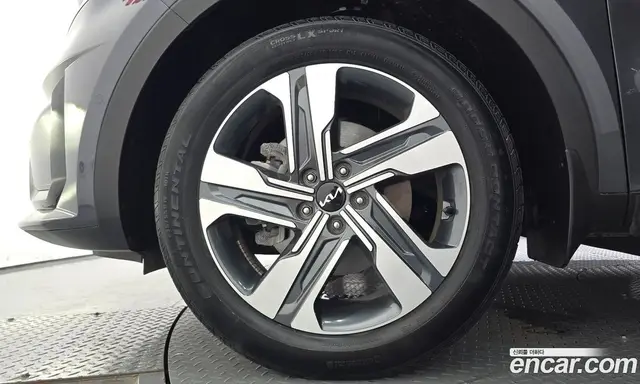 Kia Sorento 2023 1.6 автомат (гидро), миниатюра 5 Kia Sorento 2023 1.6 автомат (гидро), миниатюра 5