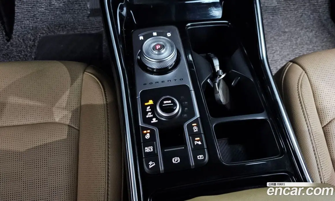 Kia Sorento 2023 2.2 автомат (гидро), фото 12 Kia Sorento 2023 2.2 автомат (гидро), фото 12