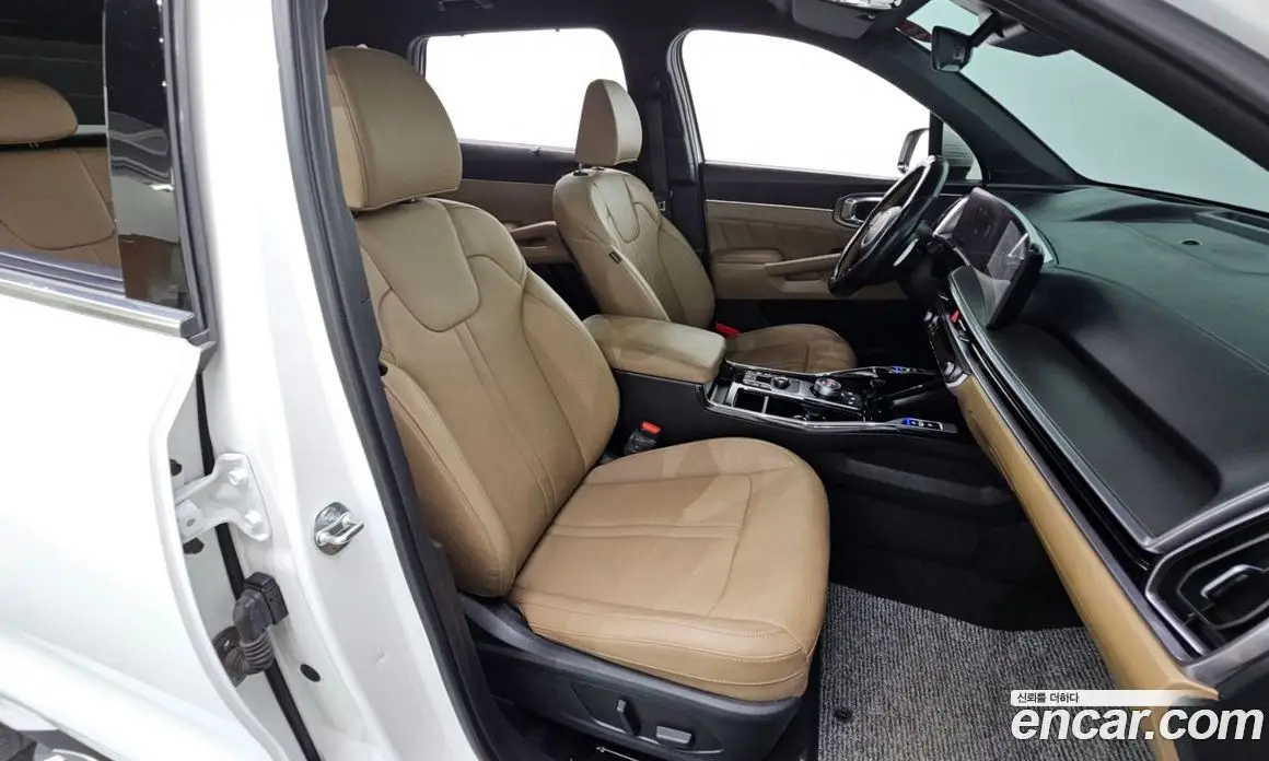 Kia Sorento 2023 2.2 автомат (гидро), фото 16 Kia Sorento 2023 2.2 автомат (гидро), фото 16