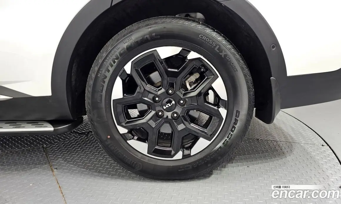 Kia Sorento 2023 2.2 автомат (гидро), фото 7 Kia Sorento 2023 2.2 автомат (гидро), фото 7