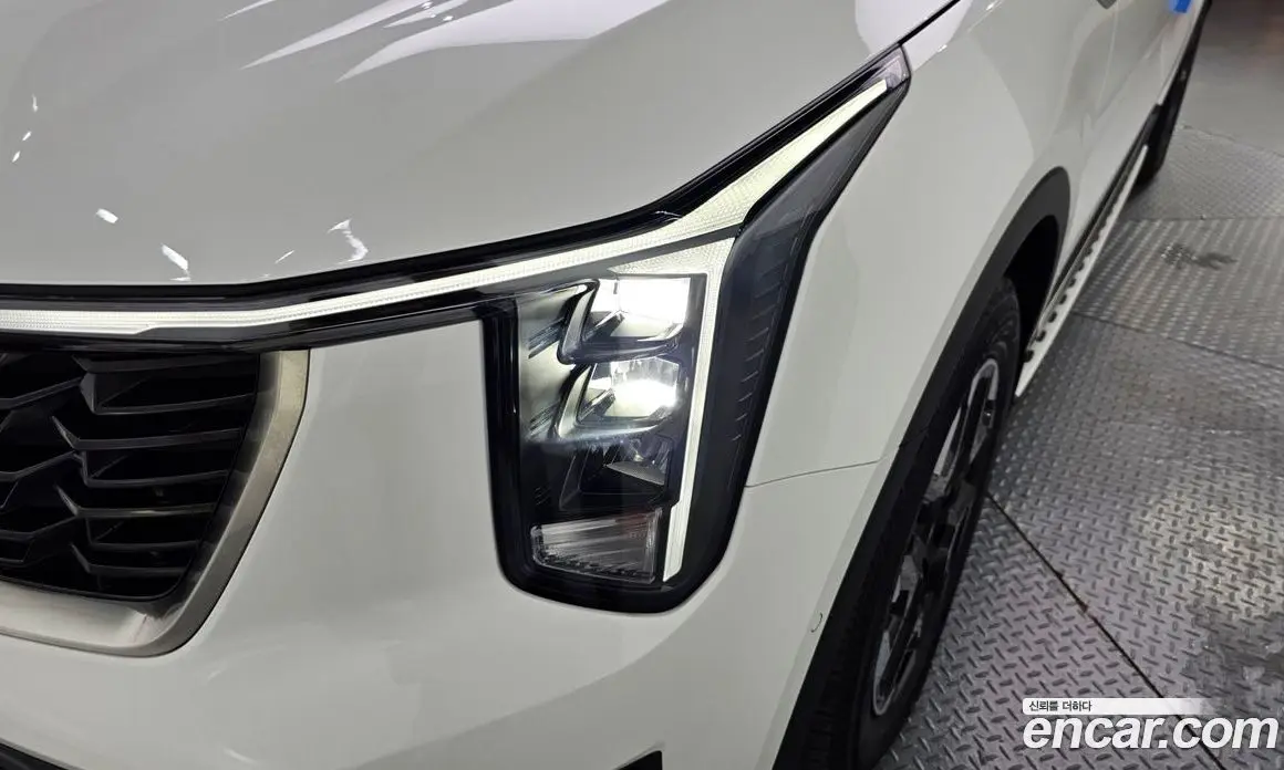 Kia Sorento 2023 2.2 автомат (гидро), фото 8 Kia Sorento 2023 2.2 автомат (гидро), фото 8