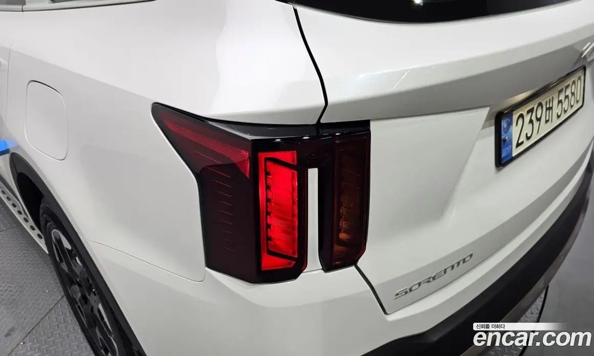 Kia Sorento 2023 2.2 автомат (гидро), фото 9 Kia Sorento 2023 2.2 автомат (гидро), фото 9