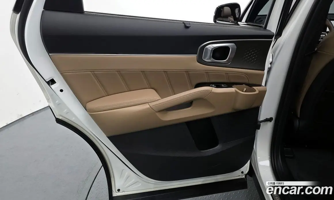 Kia Sorento 2024 1.6 автомат (гидро), фото 15