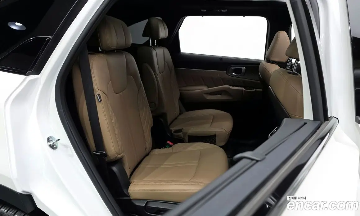 Kia Sorento 2024 1.6 автомат (гидро), фото 17