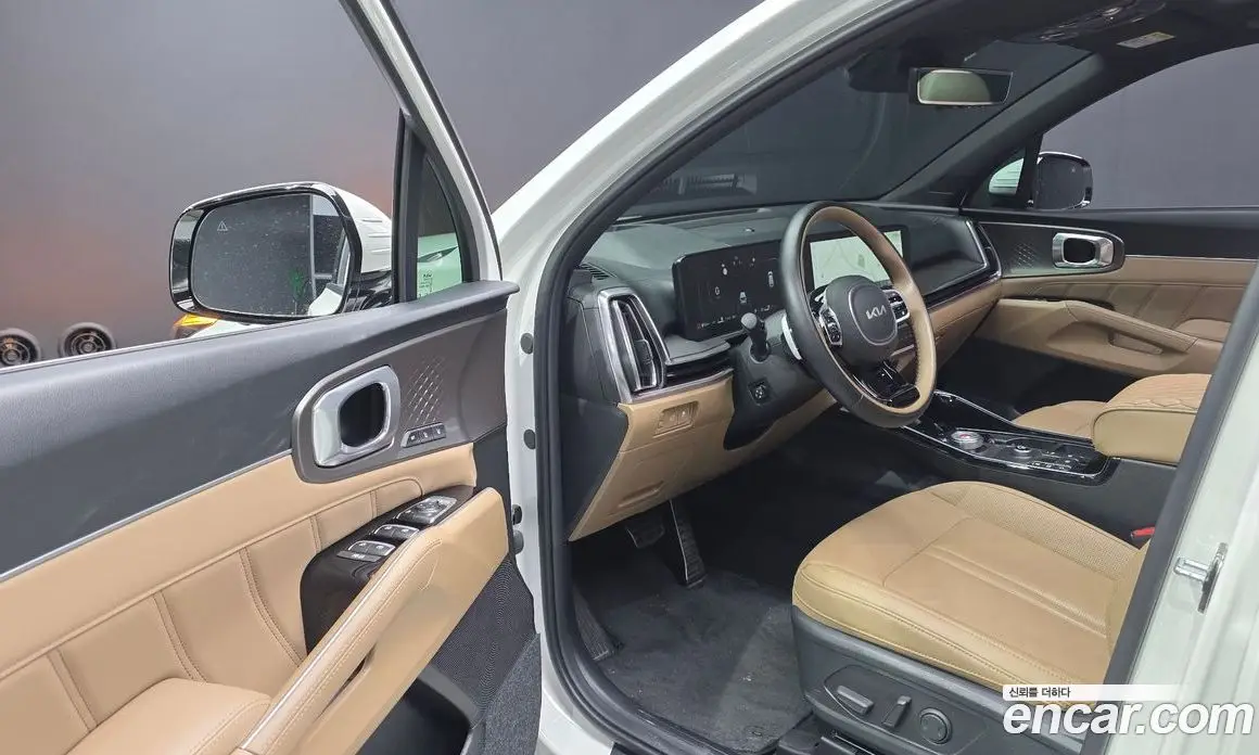 Kia Sorento 2024 1.6 автомат (гидро), фото 12 Kia Sorento 2024 1.6 автомат (гидро), фото 12