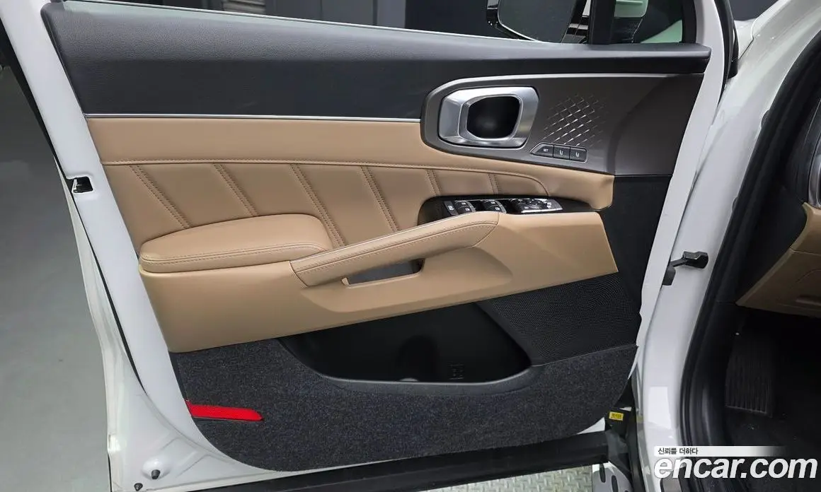 Kia Sorento 2024 1.6 автомат (гидро), фото 13 Kia Sorento 2024 1.6 автомат (гидро), фото 13