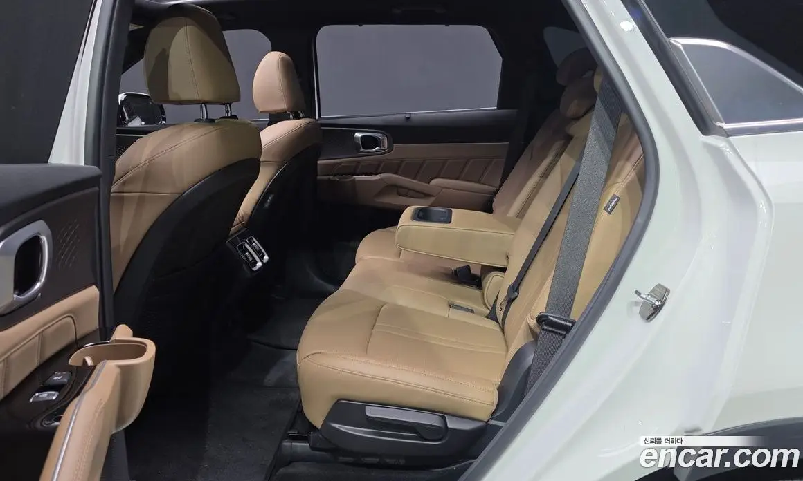 Kia Sorento 2024 1.6 автомат (гидро), фото 15 Kia Sorento 2024 1.6 автомат (гидро), фото 15