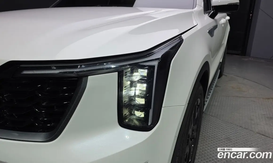 Kia Sorento 2024 1.6 автомат (гидро), фото 7 Kia Sorento 2024 1.6 автомат (гидро), фото 7