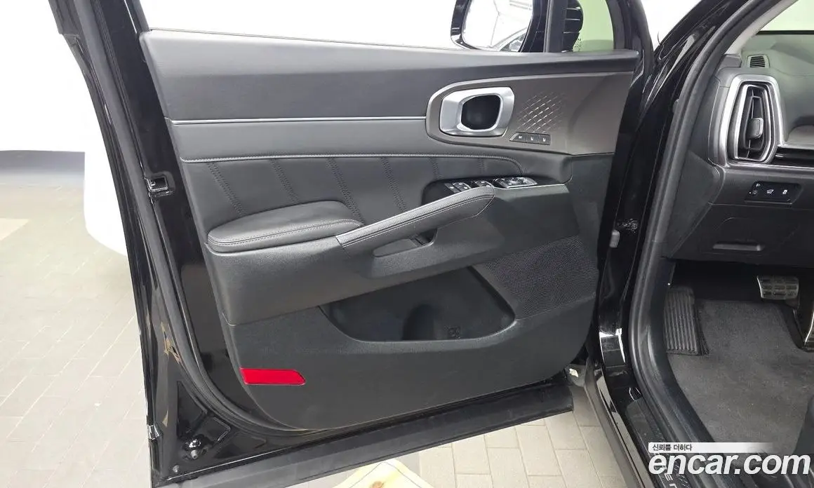 Kia Sorento 2024 2.5 автомат (гидро), фото 13 Kia Sorento 2024 2.5 автомат (гидро), фото 13