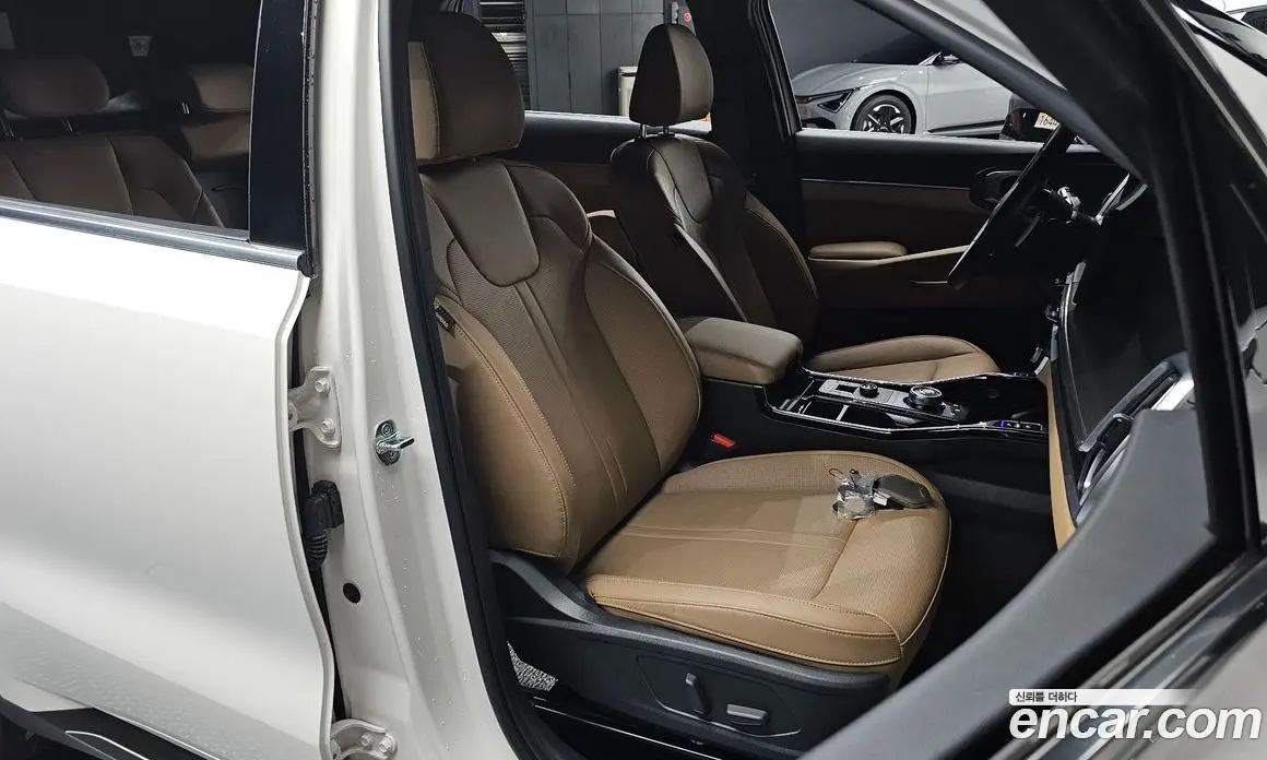 Kia Sorento 2025 2.5 автомат (гидро), фото 15 Kia Sorento 2025 2.5 автомат (гидро), фото 15