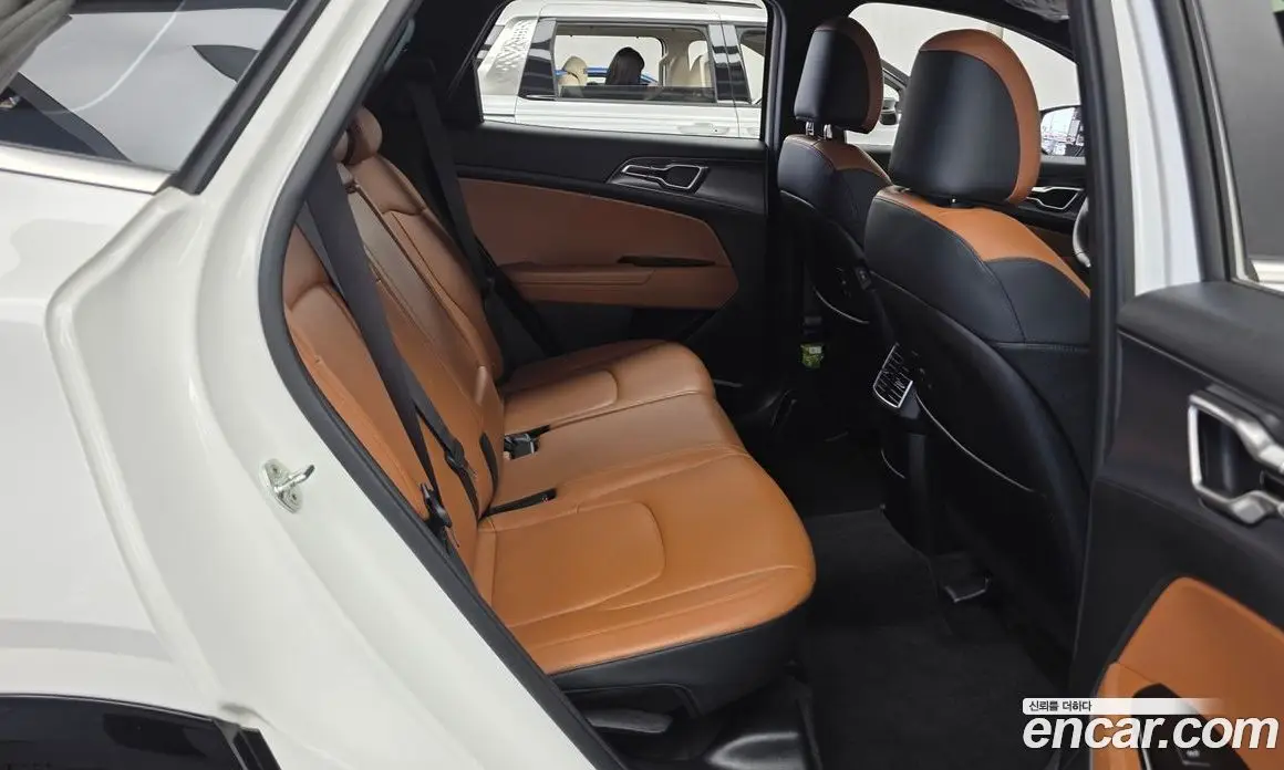 Kia Sportage 2021 1.6 автомат (гидро), фото 18